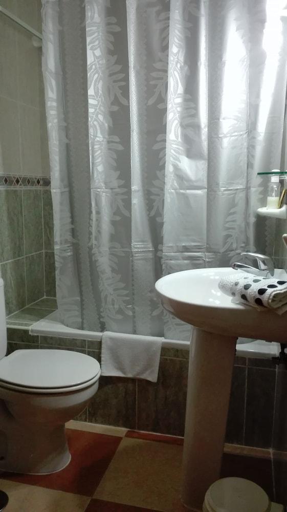 Hostal Andalucia De Arcos أركوس ديلا فرونتيرا المظهر الخارجي الصورة