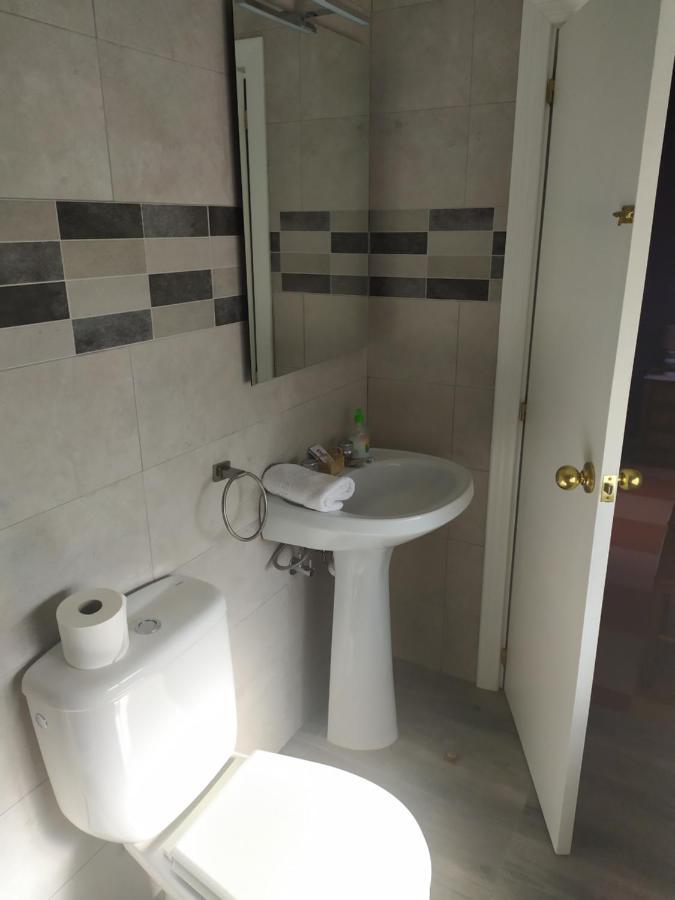 Hostal Andalucia De Arcos أركوس ديلا فرونتيرا المظهر الخارجي الصورة